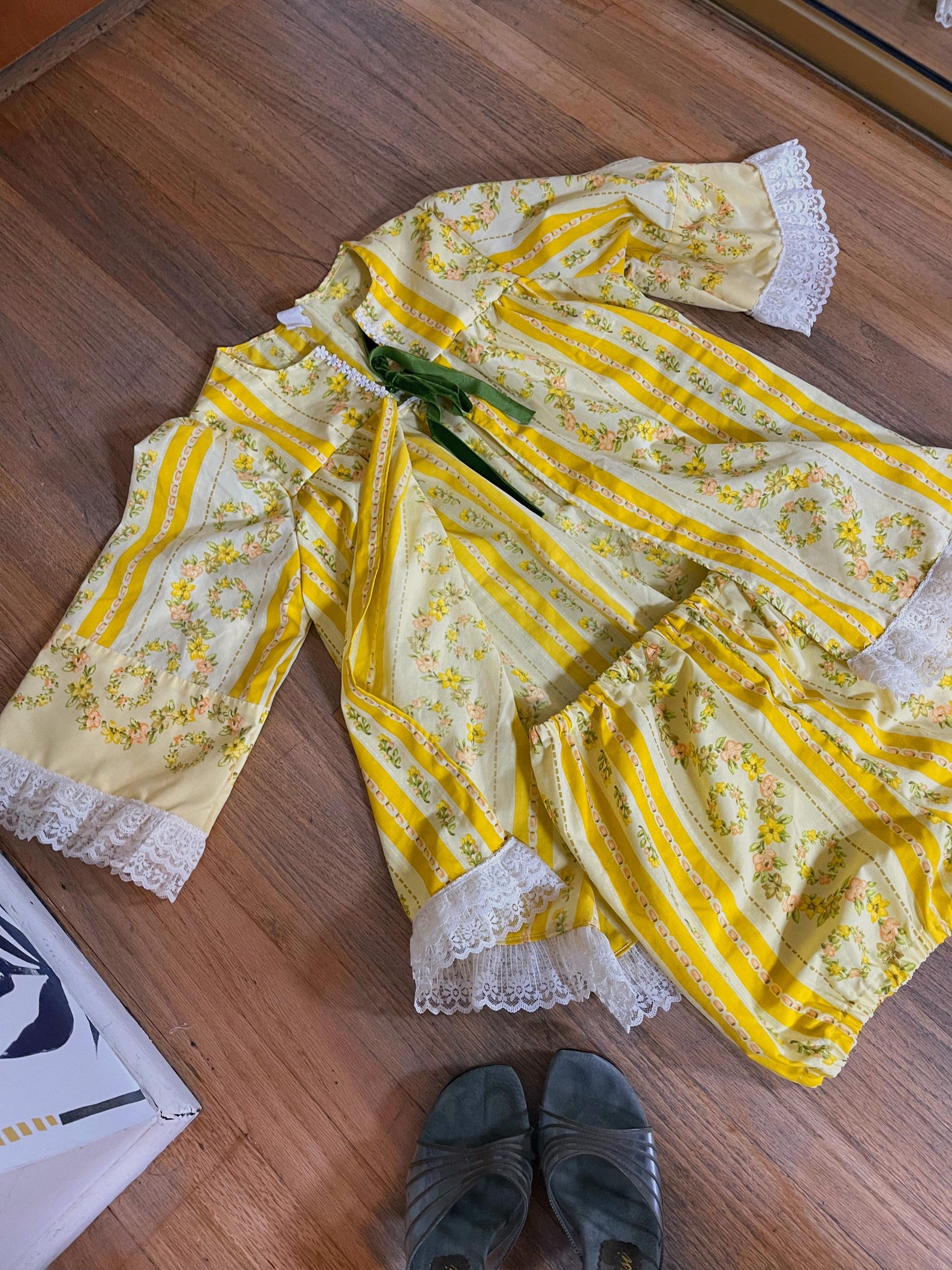 French Knot Turtle Yellow/Pink Stripe Bloomer Set