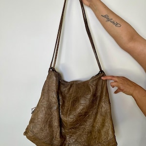 Bolso de hombro vintage de cuero "Brio!" de los años 80 y 90