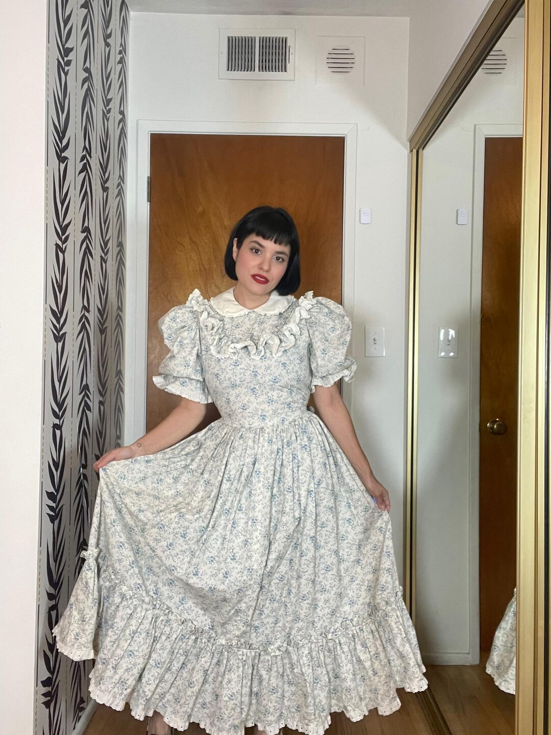 prairie dress vintage Green Checked Ruffle Bib Step back in time with the Authentic Prairie Schooner Dress Vintage 70s Prairie Dress -