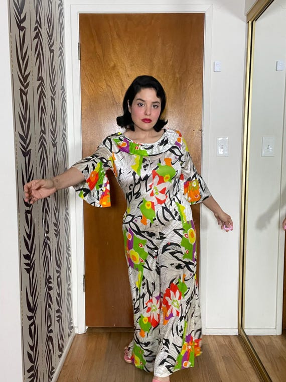 Vintage 60s 70s Tiki Hawaiian Print Jumpsuit - Be… - image 3