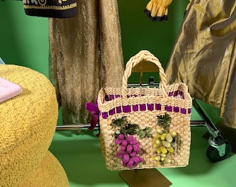 Vintage 60s Grape 3-D Novelty Strawbag