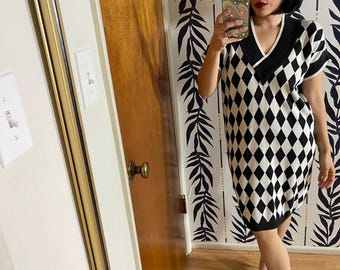 Vintage 80s "Kazmel" Black & White Diamond Knit Dress - Fits Most Sizes