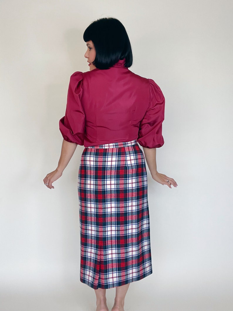 Vintage 60s / 70s Pendleton Pure Virgin Wool Blazer & Pencil Skirt Set Best Fits Sizes S-M image 6