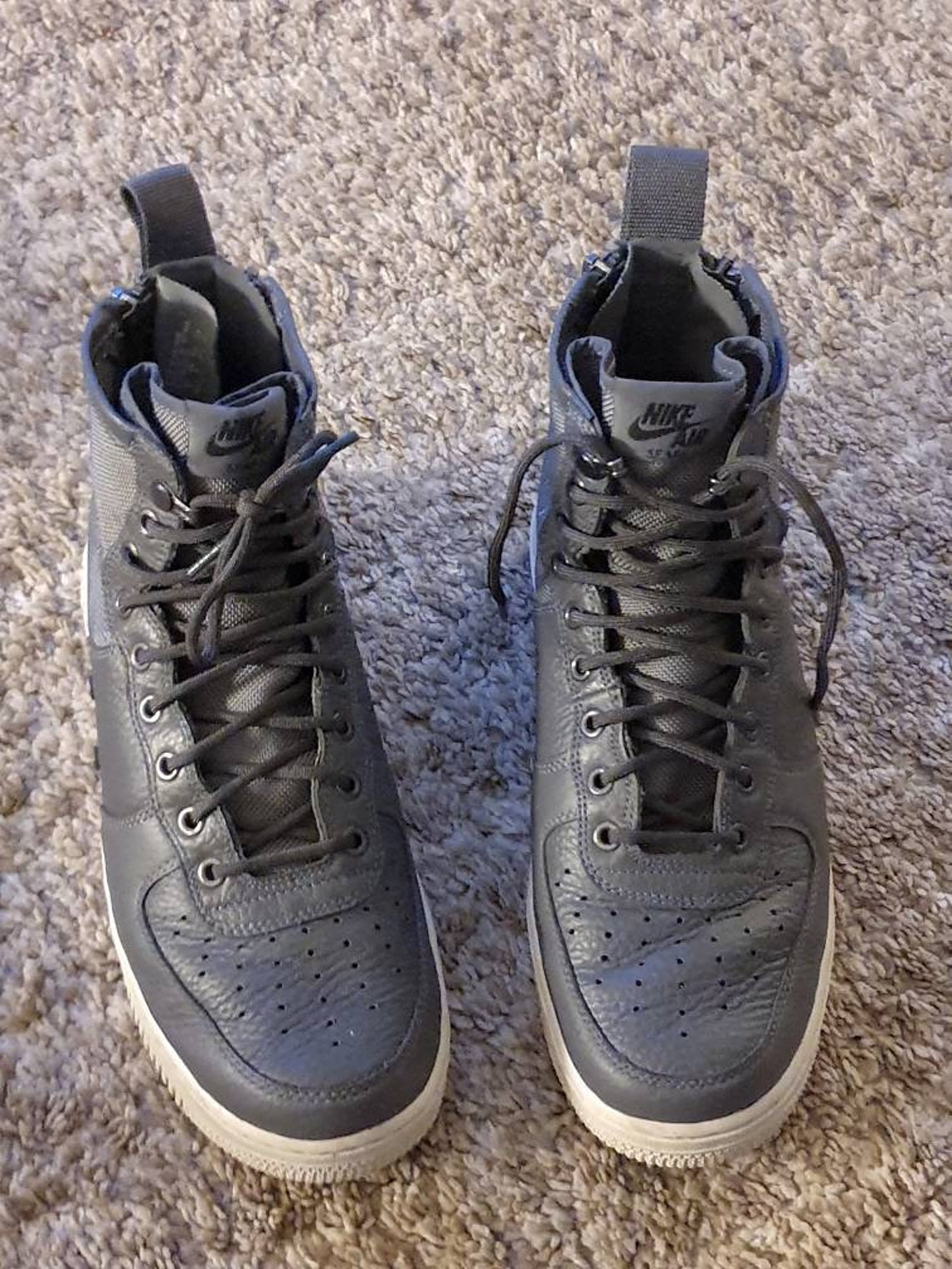 nike air force grey and white