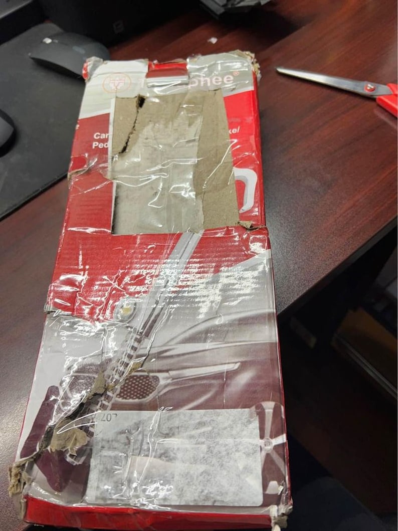 Universal Steering Wheel Brake Lock Vehicle Safety Retractable Lock With 3 Keys Antitheft Locking Devices - View #10