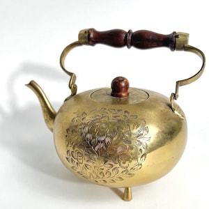 Vintage Heavy Solid Brass Carved Teapot/Ornate Etched Floral Brass Tea Kettle with Wooden Handle/Footed Midcentury Brass Decorative Kettle