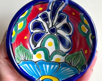 Vintage Handmade Ceramic Talavera Dish / Handpainted Colorful Mexican Pottery / Patterned Floral Small Dish Bowl/ Ring Dish /Catchall Tray