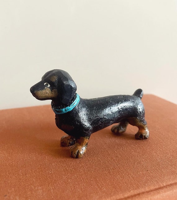 美品】鉄製 ダックスフンド 置物 美品】鉄製ダックスフンド置物