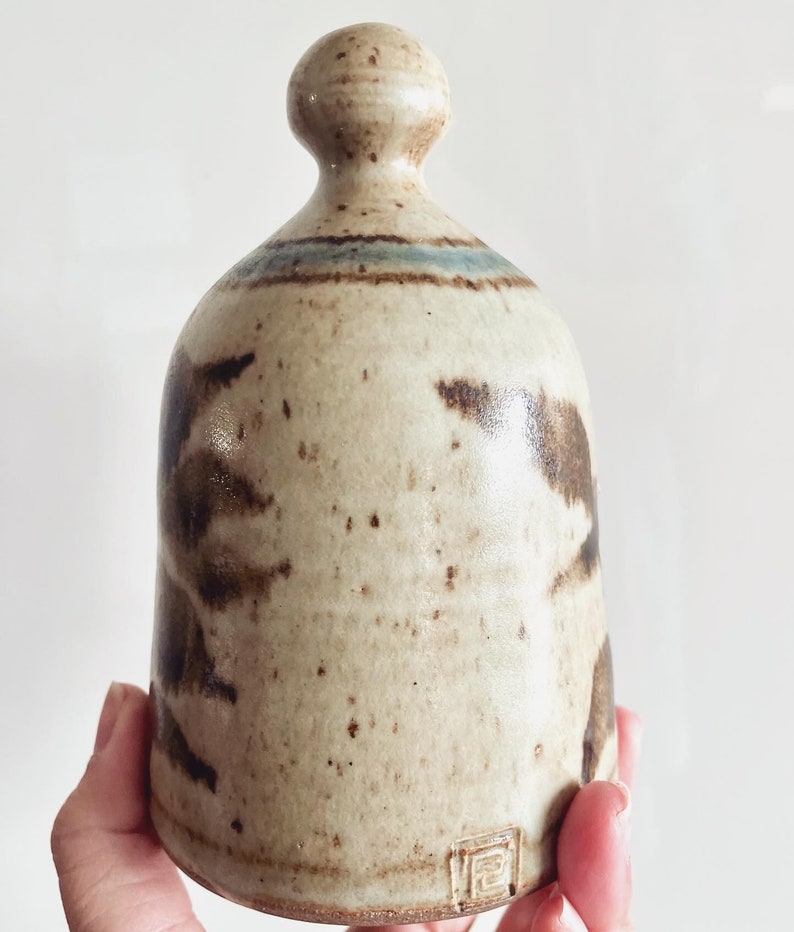 Vintage Ceramic Salt Pig/ Handmade Neutrals Studio Pottery Salt Cellar/ Very Cute Unique Speckled Neutrals Salt Jar image 6