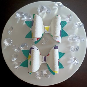 Aqua Teal Sparkle Haarschleife Clip - Kunstleder Schleife für Baby, Kleinkind oder kleines Mädchen - handgemachtes Geburtstags- oder Babygeschenk
