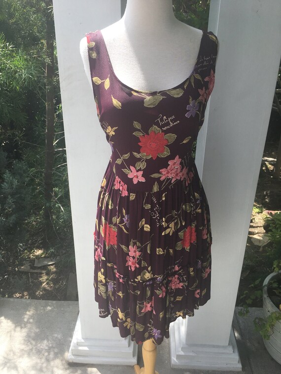 Pretty plum floral fit 'n flare knee length washa… - image 1