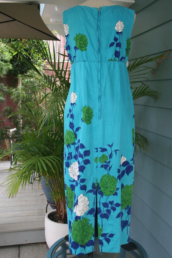 1960's gorgeous blue floral ankle-length shift. - image 3