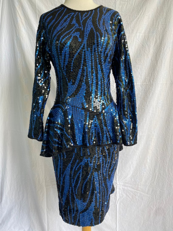 Oleg Cassini 1980's blue and back sequin peplum dr