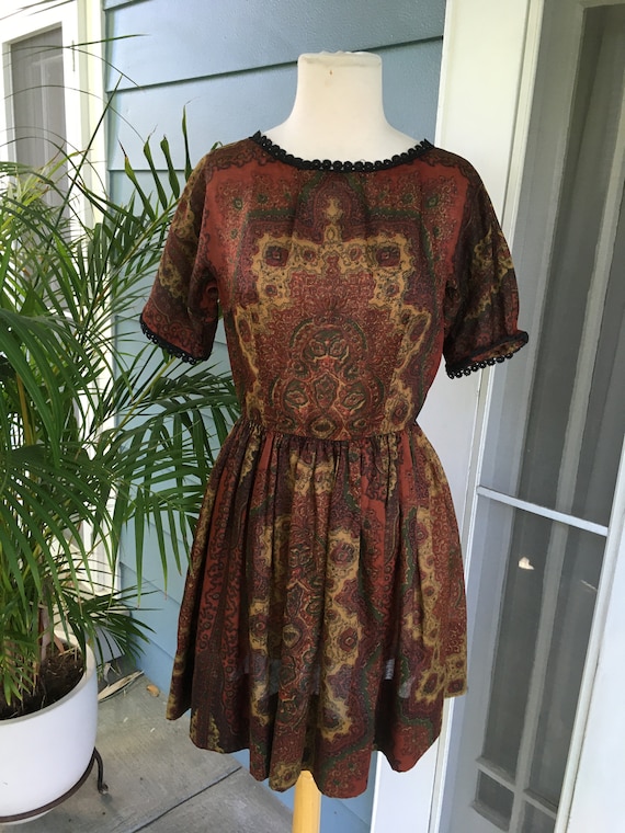 Vintage l'aiglon dress in regal paisley