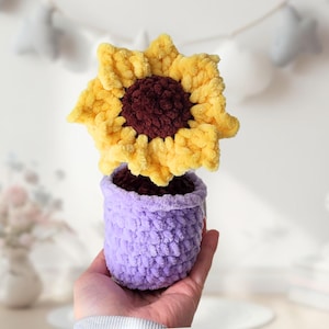 PATROON: Gehaakte zonnebloem in een pot - Zonnebloemknuffel - chenillegaren - haakpatroon zonder naaien