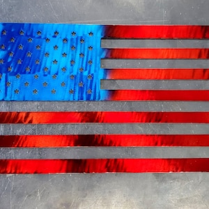 Metalowa tablica artystyczna z flagą amerykańską (12 cali) | Patriotyczna dekoracja ścienna | Wystrój wnętrz w USA | Metalowy szyld do użytku wewnątrz i na zewnątrz | Ręcznie robiony w USA