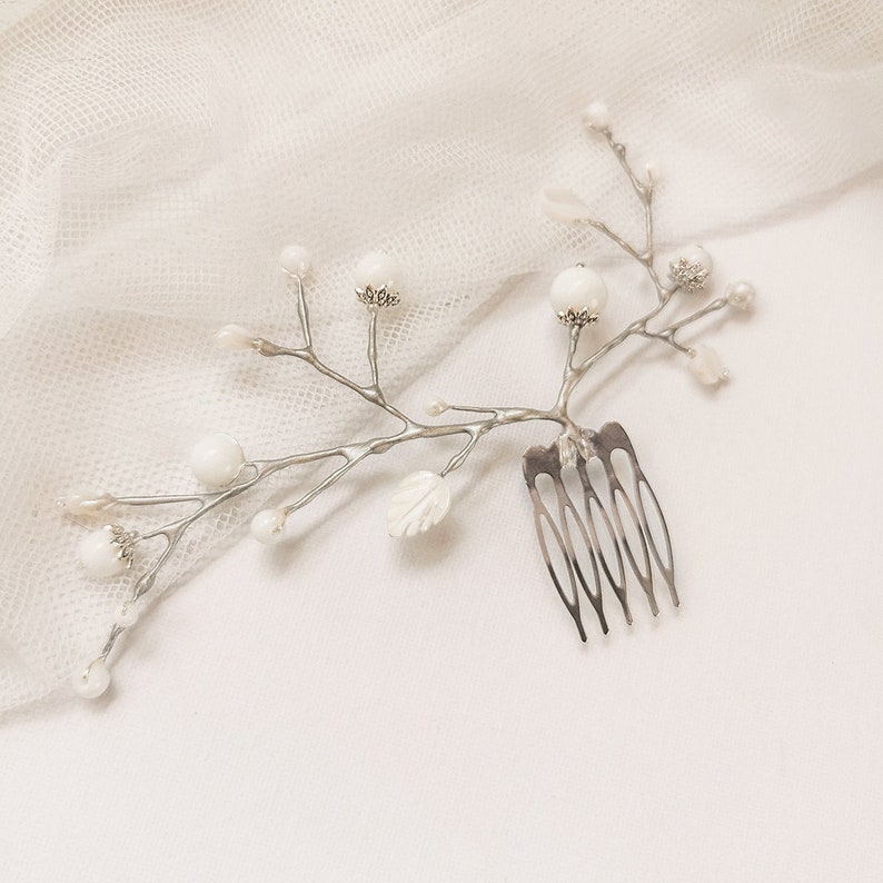 wedding hair comb with white agate and shell leaves