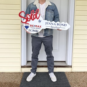 Custom Realtor Sold Key Sign: Personalized Real Estate Marketing