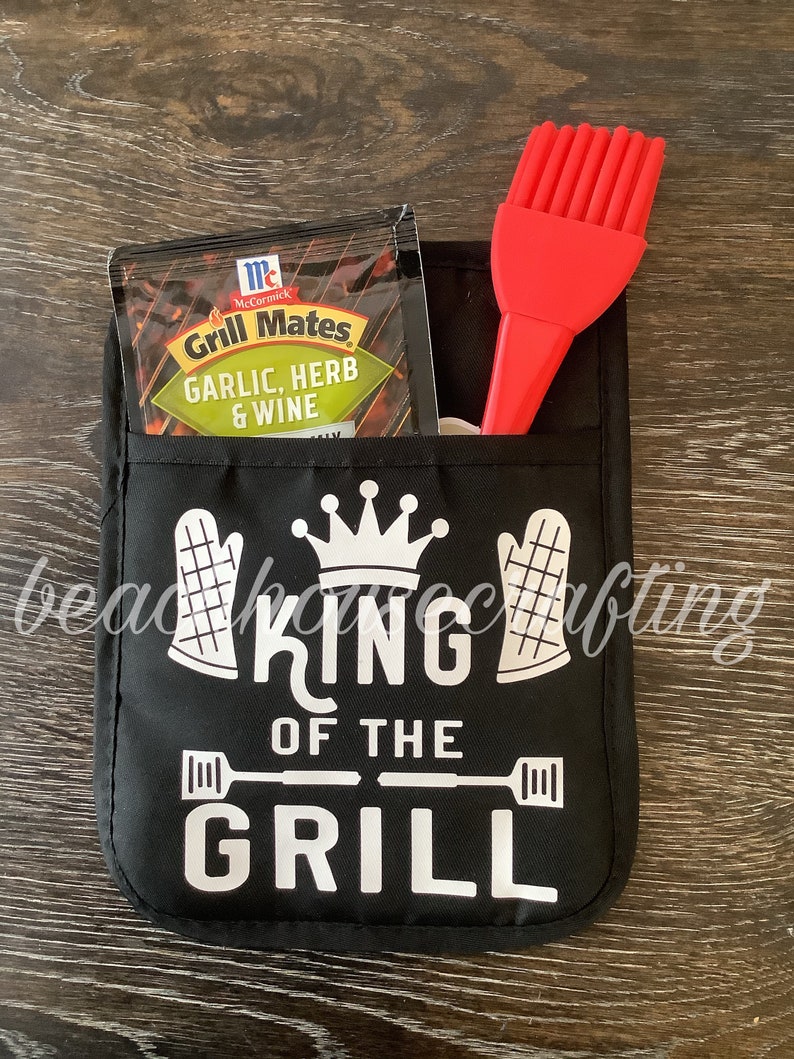 Grill master potholder King of the grill potholder BBQ potholder Grilling potholder set Father's day gift Dad birthday gift Dad gift image 2