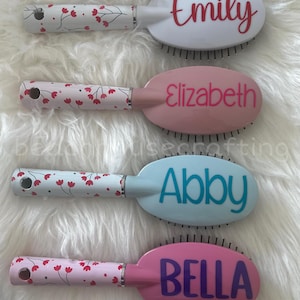 Personalized hairbrush! Personalized hair brush! Perfect gift for girls! Easter basket stuffer! Birthday gift! Easter gift! Gifts for kids!