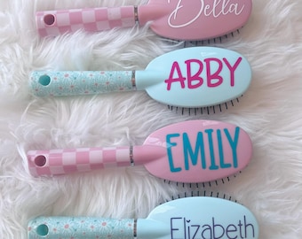 Personalized hairbrush! Personalized hair brush! Perfect gift for girls! Easter basket stuffer! Birthday gift! Easter gift! Gifts for kids!