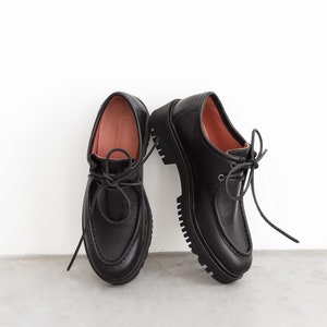 Handmade Black Leather Moc Toe Shoes, Chunky Lug Sole Lace Up image 4