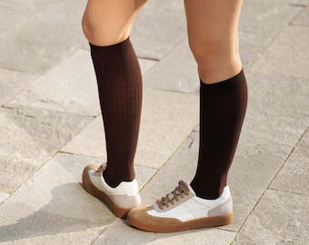 Damen Sneaker aus Leder & Veloursleder – Beige Weiß – Handgemachte Schuhe