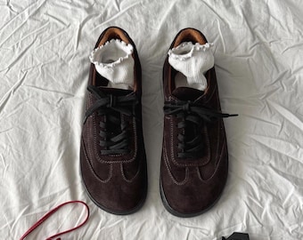 Stylish Suede Barefoot Sneakers: Wide Toe Box Minimalist Shoes