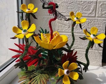 Creepy Monster Flower Pot/Fantasy Monster Plant Decor/Handmade Eyeball Carnivorous Fluffy Sculpture