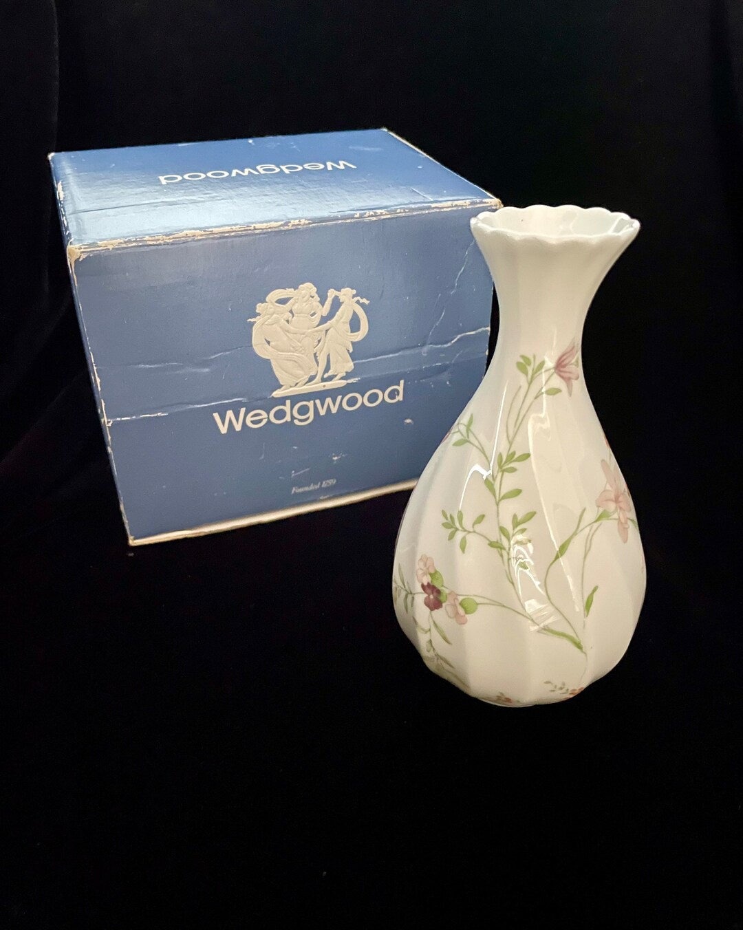 Wedgwood Bud Vase Retro Scalloped Edge Swirl Design Campion Etsy