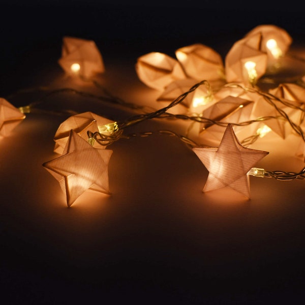 Guirlande lumineuse étoilée origami en papier pour plis bruns ; Guirlande lumineuse 20 LED à piles de 2 mètres avec étoiles pop décoratives faites main