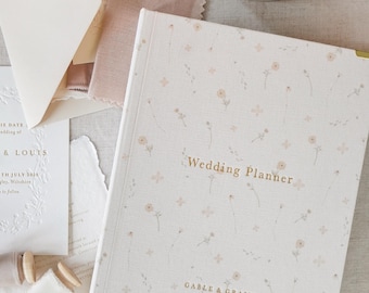 The Wedding Planner in a Pressed Flower Print