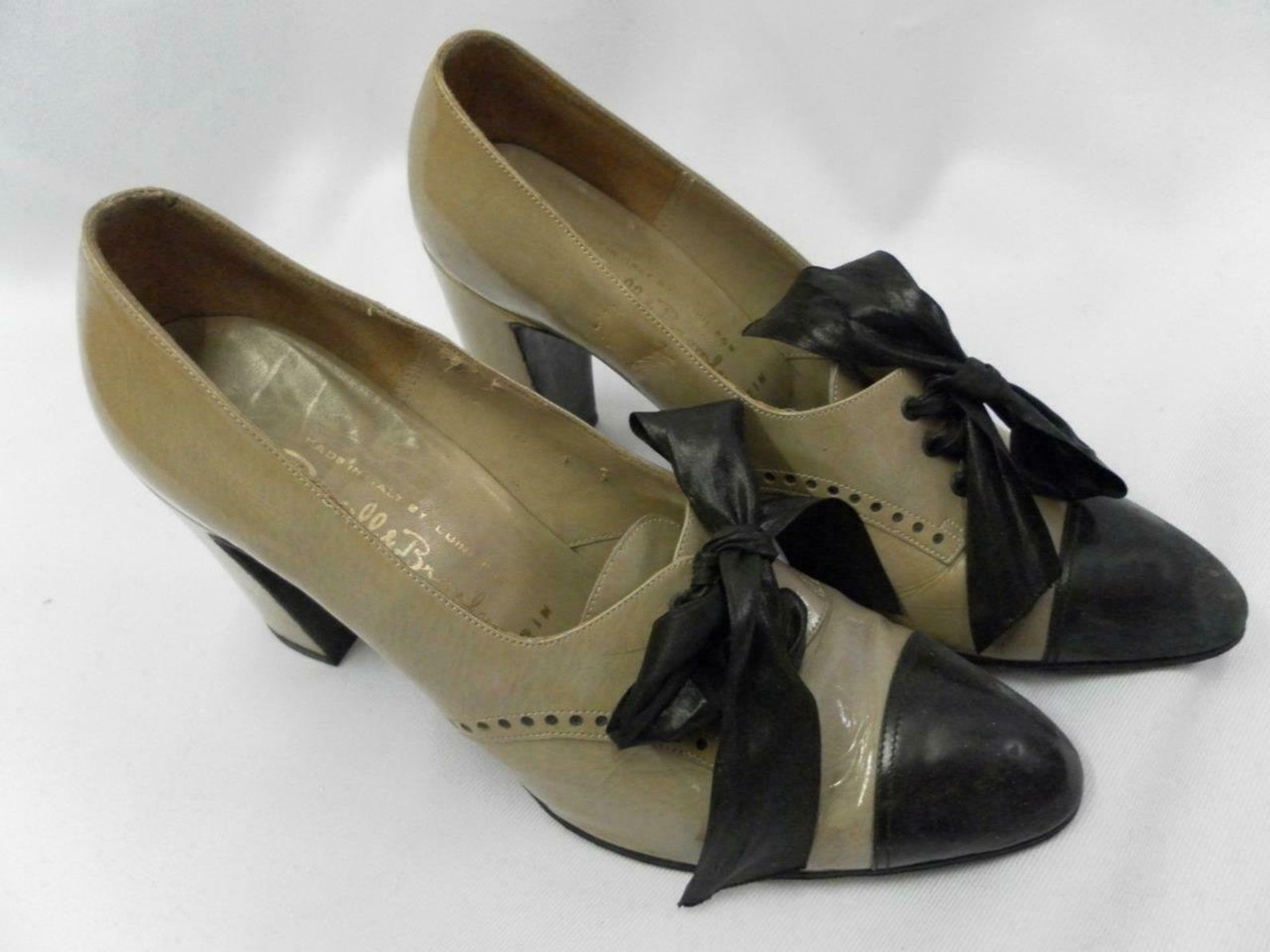 Vintage 1970s Russell and Bromley shoe boots size 5.5 lace up | Etsy