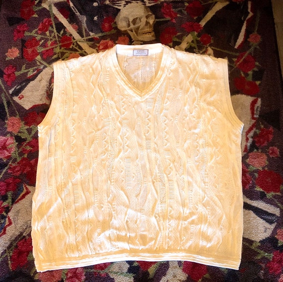 Coogi Sweater Vest Sz 4xl in Cream 