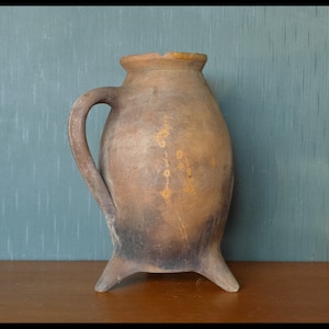 Terracotta pot, old broth pot, tripod pot, pot with handle, old pitcher, popular art, primitive, decoration