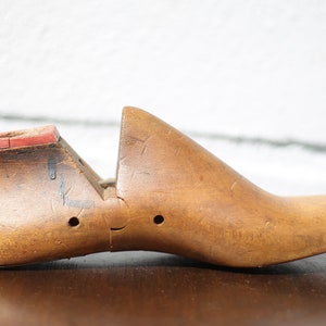 Vintage shoe tree, shoe shoemaker tool, wooden shoe shape, shoe mold, dressing room, decoration, wood shoe tree image 2