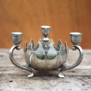 Silberner Kerzenhalter mit Blumenspitze aus Metall, Lotuskerzenhalter, Tafelaufsatz, Vintage-Kerzenhalter, Innendekoration