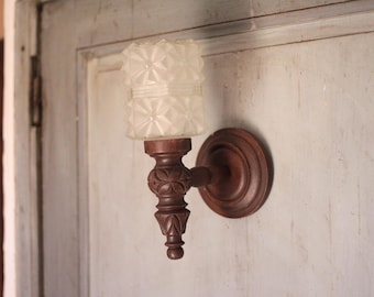 lampada da parete vintage, lampada da parete in legno intagliato e globo di vetro, lampada vintage, lampada da parete