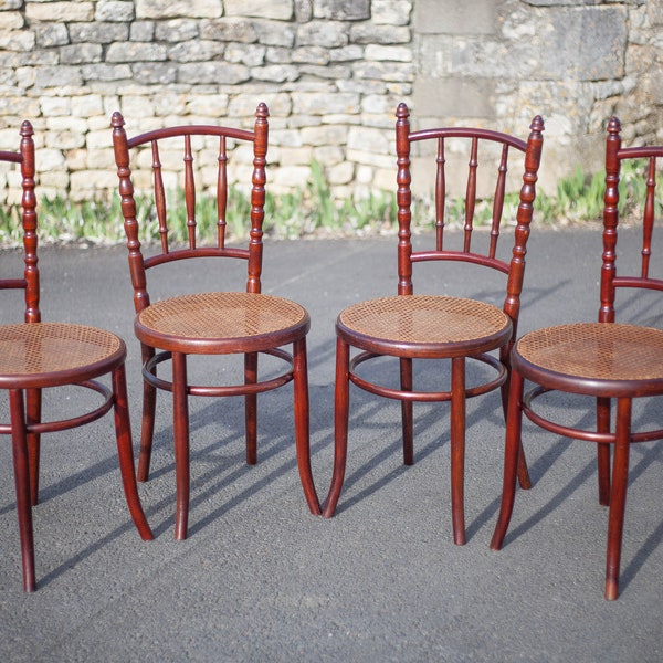 4 chaises Fischel, chaises bistrot en bois avec cannage ancienne, 20's