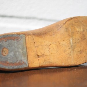 Vintage shoe tree, shoe shoemaker tool, wooden shoe shape, shoe mold, dressing room, decoration, wood shoe tree image 9