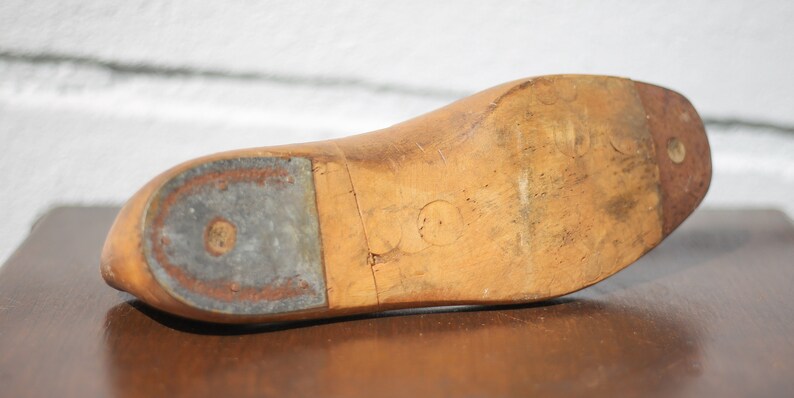 Vintage shoe tree, shoe shoemaker tool, wooden shoe shape, shoe mold, dressing room, decoration, wood shoe tree image 9