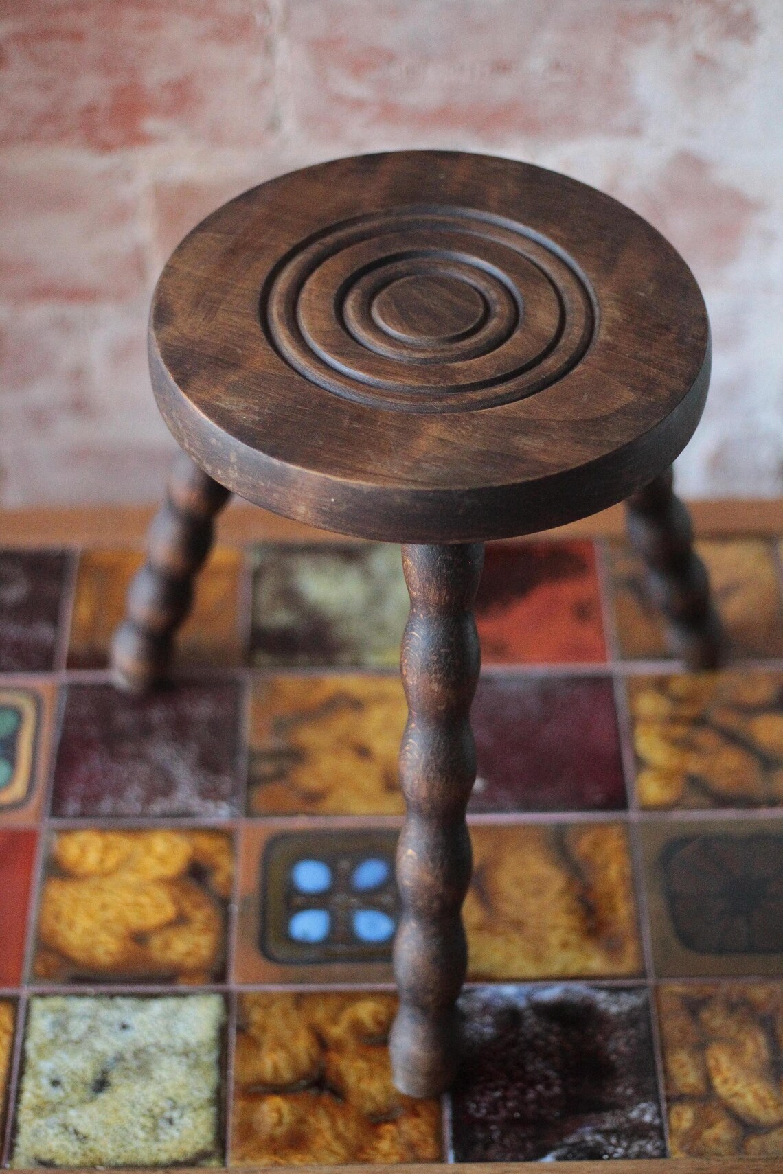 Tabouret vintage, tabouret tripode, tabouret d'appoint, porte-plante bois, sellette, décoration intérieur, foto 4 de 5