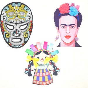 Könnte beinhalten: Drei bunte Papierschnitte: eine Luchador-Maske mit silbernen und goldenen Details, ein Porträt von Frida Kahlo mit einer roten und blauen Blumenkrone und eine traditionelle mexikanische Puppe mit einem bunten Kleid und gelben Haaren.