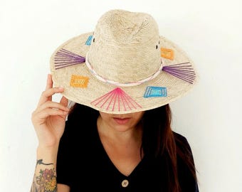 Mexican straw hat with embroidered decoration