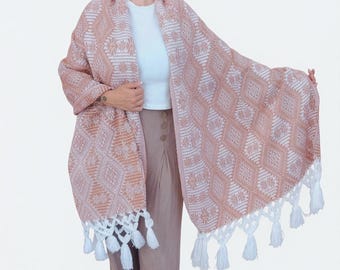 Bufanda tipo rebozo de algodón tejido con motivos geométricos tradicionales mayas.