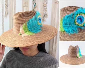 Chapeau de paille mexicain avec plumes au crochet / chapeau d'été