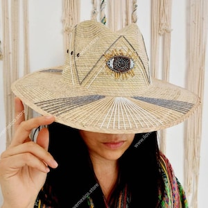 Mexican straw hat with embroidered decoration