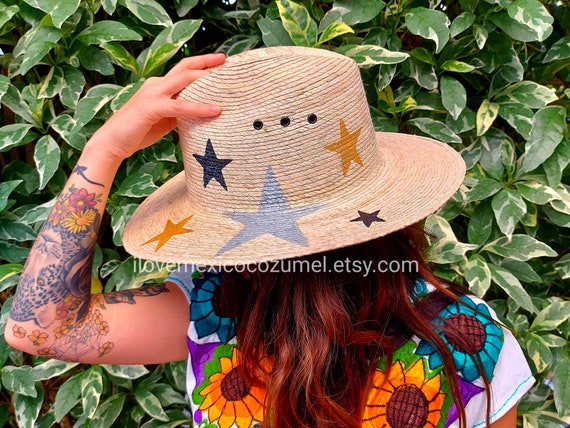 Hand Painted Star Straw Hat: Mexican Artisan Decor - Etsy display picture 1