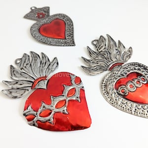 Mexican Tin Sacred Heart Wall Decor: Hand-Painted Milagro Art