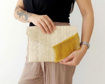 Mexicaanse stroclutch met franjes | Handgemaakte geweven bohotas | Portemonnee met palmbladeren